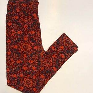 LuLaRoe Leggings One Size (2-10)
